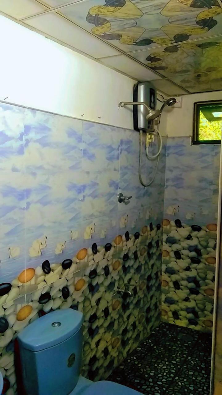 Ella Kumi Hostel Exterior photo